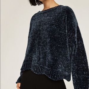 Zara Knit Chenille Sweater Scalloped